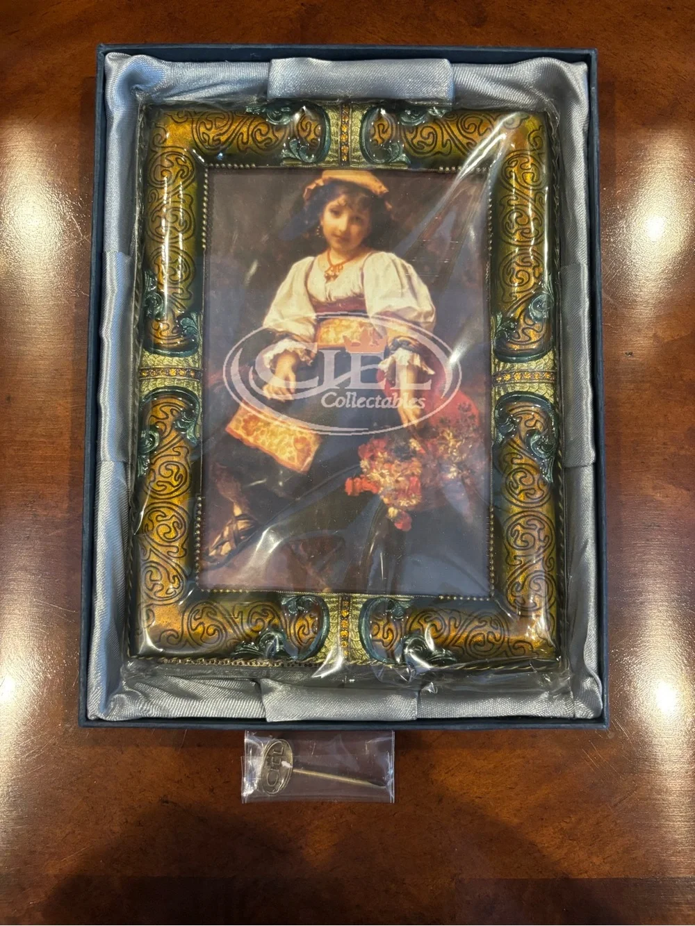 Ceil Collectibles Crystal Frame